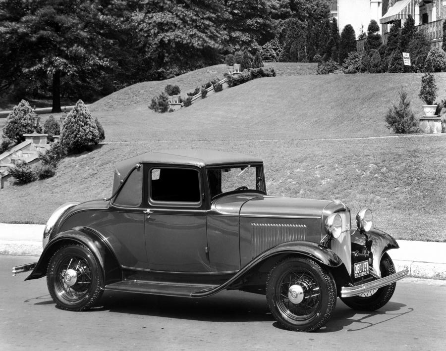  Ford Model B 1932 года  (фото 1 из 8)